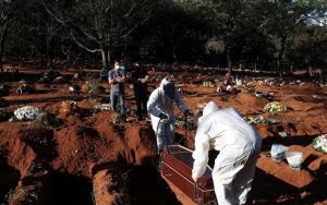 Brasil Catat Rekor Kematian Tertinggi COVID-19 1300 Kasus Dalam Sehari