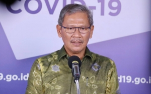 Jubir COVID-19 Achmad Yurianto Akui Ada Kalanya Jaga Jarak Sulit Diterapkan