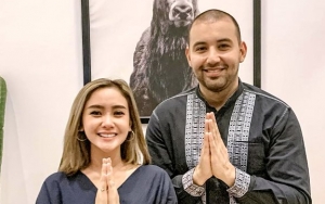 1 Tahun Pacaran, Cita Citata dan Pacar Makan Malam Romantis di Rumah Aja