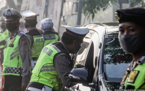 'Permalukan' Pelanggar dan Denda, Ini Cara Roa Malaka Jadi Satu-Satunya Zona Hijau Corona DKI