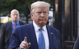 Trump Dikritik Akibat Tak Kunjungi TKP George Floyd