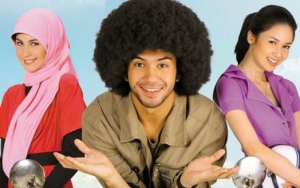 2010 - 3 Hati Dua Dunia, Satu Cinta