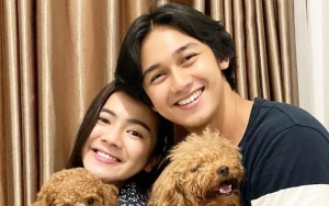 Peluk Perut Felicya Angelista Saat Pemotretan, Caesar Hito Ngebet Pengin Maternity Shoot?