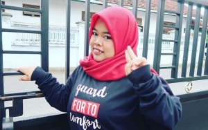 Ngobrol Bareng Kekeyi, Penampilan Seksi Minceu Lambe Turah Pakai 'Handuk' Diprotes