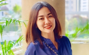 Tante Ernie Bocorkan Reaksi Anak Usai Viral Dijuluki 'Pemersatu Bangsa' dan Jadi Fantasi Pria