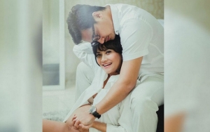 Vanessa Angel Topless Bareng Bibi Ardiansyah di Maternity Shoot