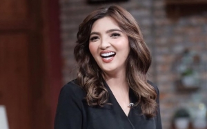 Ashanty Tampil Cantik Pakai Kalung Lafaz Allah Justru Picu Perdebatan