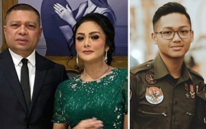 Diserbu Fans Azriel, Krisdayanti Pamer Kelucuan Amora-Kellen Ngode Bahagia Itu Mudah
