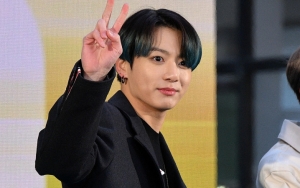 Jungkook BTS Posting Selfie Rebahan Ganteng Sambil Buat Pengakuan Mengejutkan