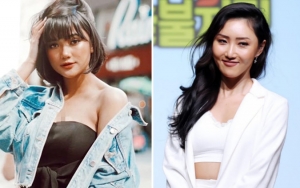 Marion Jola Pamer Pose Hot Pakai Baju Ketat, Netizen Sebut Mirip Hwasa Mamamoo