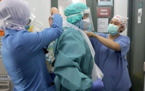 Belum Ada Dokter Spesialis yang Daftar, Papua Barat Siap Tambah Gaji Hingga Rp 80 Juta Per Bulan