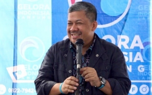 Fahri Hamzah Terharu Temukan Hal Unik Ini Saat Salat Subuh Di Masjid Pada Masa Pandemi Corona