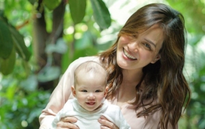 Shandy Aulia Bantah Bayi Claire Kurang Gizi, Beber Alasan Cerdas Beri MPASI Meski Belum 6 Bulan
