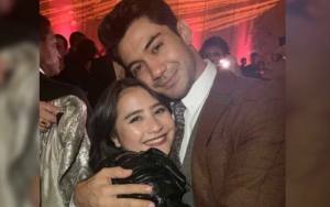 Heboh Prilly Latuconsina dan Reza Rahadian Kompak Pamer Cincin dengan Mesra, Taaruf?