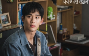 Kim Soo Hyun Kepedean Senam Meski Bolak-Balik Salah Saat Syuting 'It's Okay to Not Be Okay'