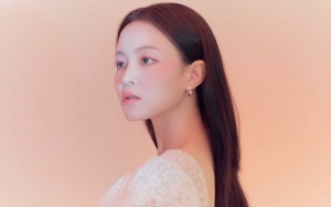Lee Hi Berikan Aura Beda Untuk Lagu Comeback 'HOLO' Lewat Teaser Hitam Putih