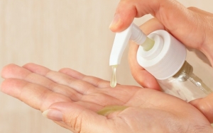 Terlalu Sering Menggunakan Hand Sanitizer