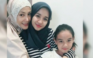 Putri Tiri Laudya C. Bella Sumringah Dipeluk Wanita Cantik, Sang Ibu Terkapar-Sesak Nafas