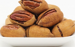 Kacang Kenari dan Yoghurt