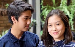 Iqbaal Ramadhan Kegep Ngelike Foto Jari Zidny Ngode Dilamar, Reaksi Bu Manajer Greget Abis