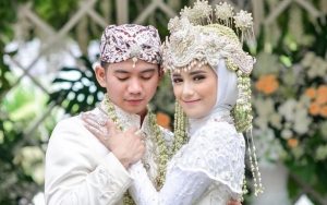 Dinyinyir Numpang Tenar Lesty, Nadya Istri Rizki D'Academy Pamer Cincin Berlian Mewah Jadi Sorotan