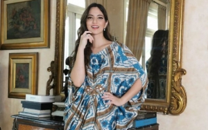 Nia Ramadhani Dikritik Karena Pakai Baju Seksi Mirip Lingerie Saat Gelar Syukuran