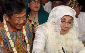 Baru 3 Tahun Menikah Dengan Nani Wijaya, Sastrawan Ajip Rosidi Meninggal Dunia
