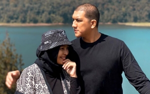 Geger Tantri Kotak Posting Foto Perut Buncit Hamil Anak Ketiga, Begini Klarifikasi Sang Suami