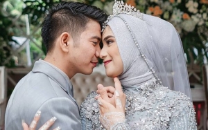 Nadya Istri Rizki DA Tertidur Lelah di Atas Sajadah, Nasib Ngenes Dibongkar Peramal Nyai Kidul?