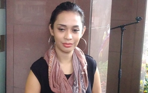Masih Berduka, Karen Idol Dibantu Tenaga Profesional Untuk Hidup Normal Pasca Kematian Sang Putri