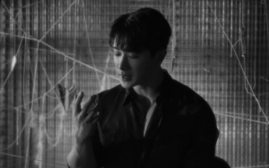 Wonho Tampilkan Sisi Super Emosial Dalam MV Debut Solo 'Losing You'