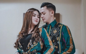 Heboh Undangan Pemberkatan Nikah Nella Kharisma, Agama Dory Harsa Jadi Perbincangan