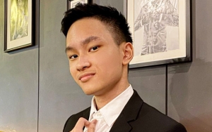 Pose Kece Azka Corbuzier Pakai Baju Olahraga dan Sunglasses Mirip Kai EXO Hingga Kim Soo Hyun