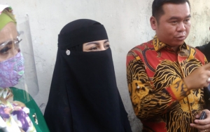 Five Vi Tak Terima Dibully Hingga Aibnya Disebar Usai Hijrah, Mantap Laporkan Pelaku ke Polisi