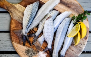 Hindari Makanan yang Mengandung Polutan dan Bermerkuri
