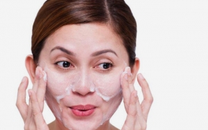 Scrubbing atau Peeling