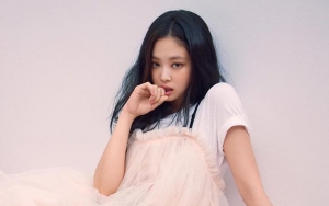 Foto Imut Hingga Sensual, Kecantikan Jennie BLACKPINK Tuai Pujian Selangit