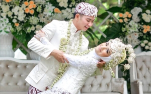 Nadya Istri Rizki D'Academy Cantik Pamer Perut Berisi, Status Hamil Muda Diungkap Kakak Angkat?