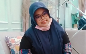 Rahmawati Kekeyi Unggah Video Aduk Semen Banjir Pujian, Efek Skandal Adhisty Zara?