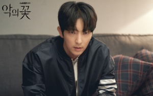 Lee Jun Ki Bocorkan Naskah Final 'Flower of Evil', Ngaku Sampai Hampir Nangis