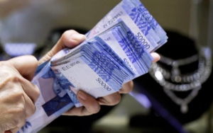 Jokowi Resmi Luncurkan Subsidi Gaji Rp 600 Ribu, Ini Penyebab Jika Belum Terima Transferan