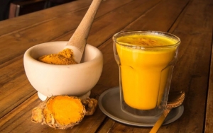 Susu dan Kunyit