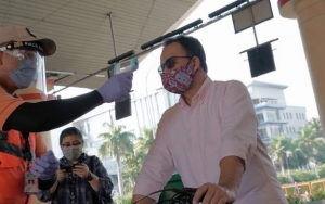 Soal Wacana Sepeda Masuk Tol, Anies Dinilai Tak Paham Aturan