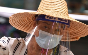 Sering Diragukan, Studi Ungkap Pakai Face Shield Terbukti Kurangi Risiko Penularan Corona