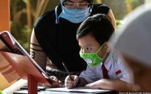 Kritik Kebijakan Nadiem Soal Kuota Gratis, KPAI Pertanyakan Solusi PJJ Luring