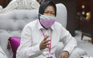 Viral Video Walkot Risma 'Dibaptis', Pemkot Surabaya Beri Klarifikasi Begini