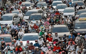 WHO Akui Orang Sudah Bosan dengan Pembatasan: Tak Ada Negara Bisa Pura-Pura COVID-19 Berakhir