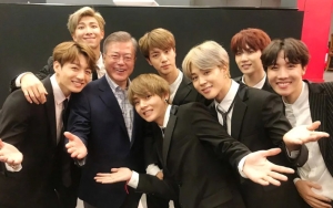 BTS Rajai Billboard Hot 100, Presiden Korsel Moon Jae In Bangga Beri Selamat