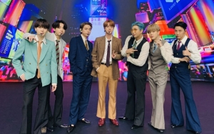 BTS Puncaki Billboard 100, Jumlah Penjualan Digital Lagu 'Dynamite' Ternyata Mencengangkan Banget