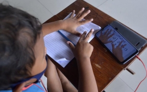 Selain Paket Data, Kemendikbud Diminta Bantuan PJJ Tanpa Internet